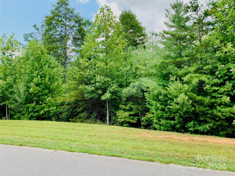 Rocky Falls Ln #149, Lenoir, NC 28645