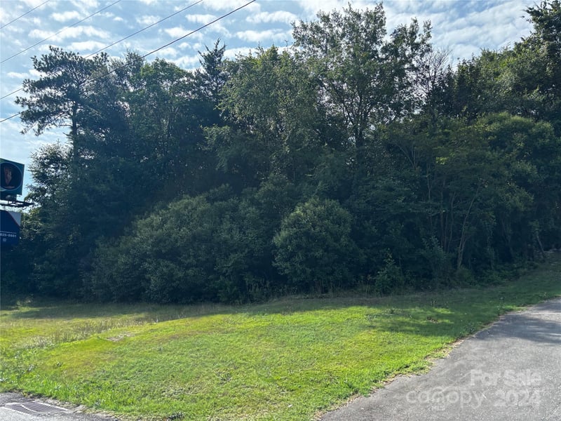 6022 Wilkinson Blvd, Belmont, NC 28012