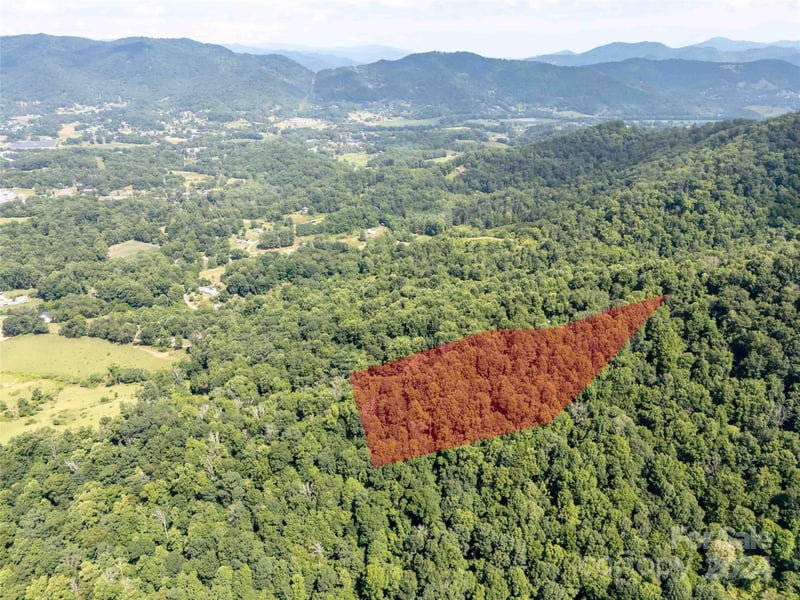 00 Aquarius Rd, Canton, NC 28716