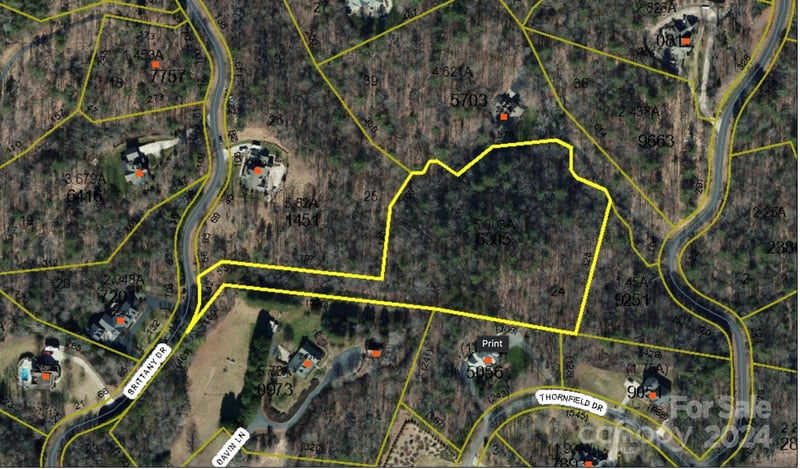 Brittany Dr, Lenoir, NC 28645