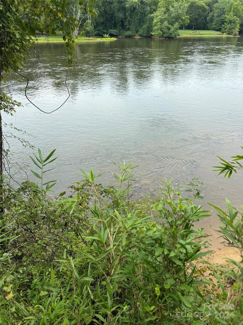 551 Lookout Dam Rd, Statesville, NC 28625