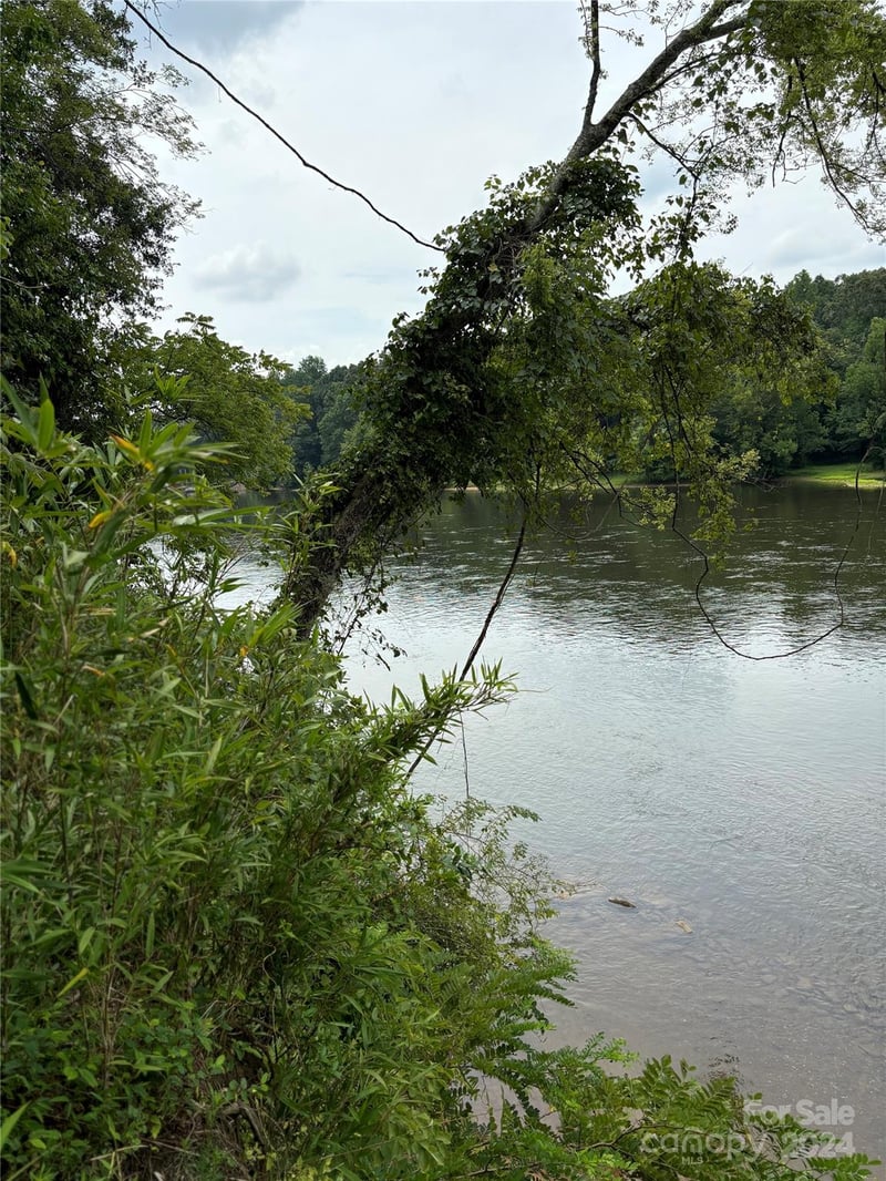 551 Lookout Dam Rd, Statesville, NC 28625