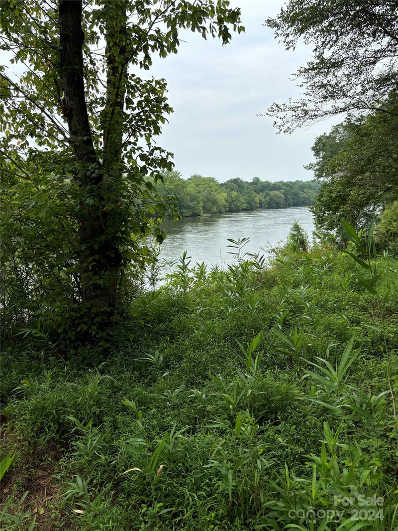 551 Lookout Dam Rd, Statesville, NC 28625