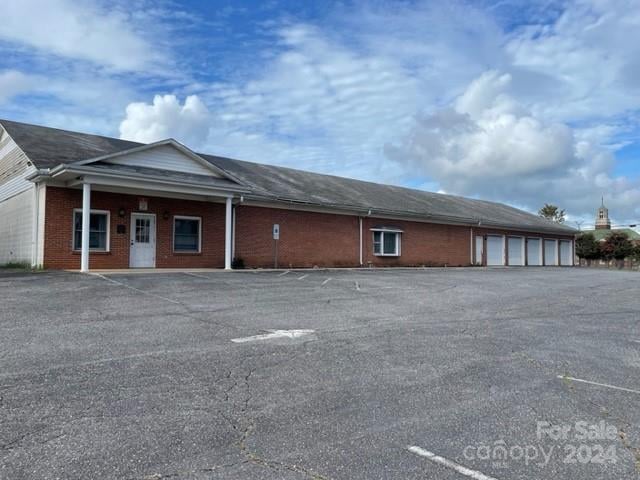 312 2nd Ave, Gastonia, NC 28052