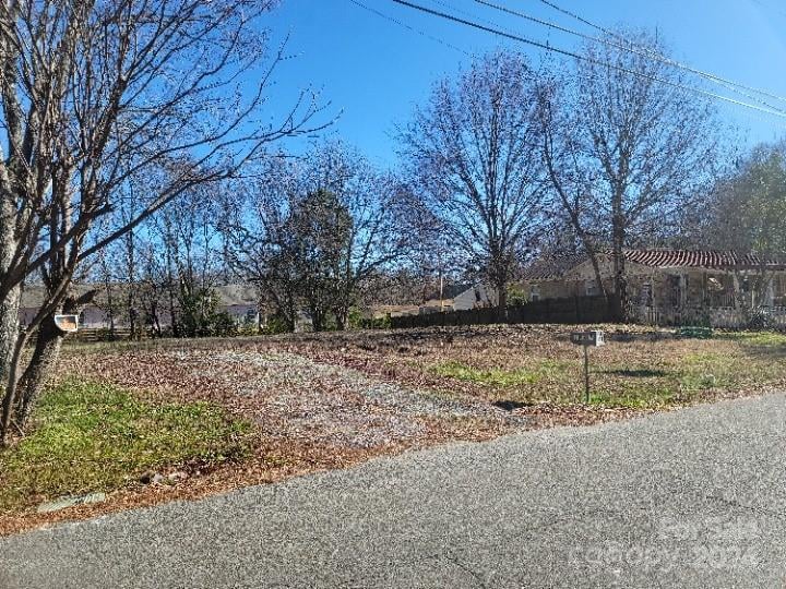 19512 Meridian St, Cornelius, NC 28031