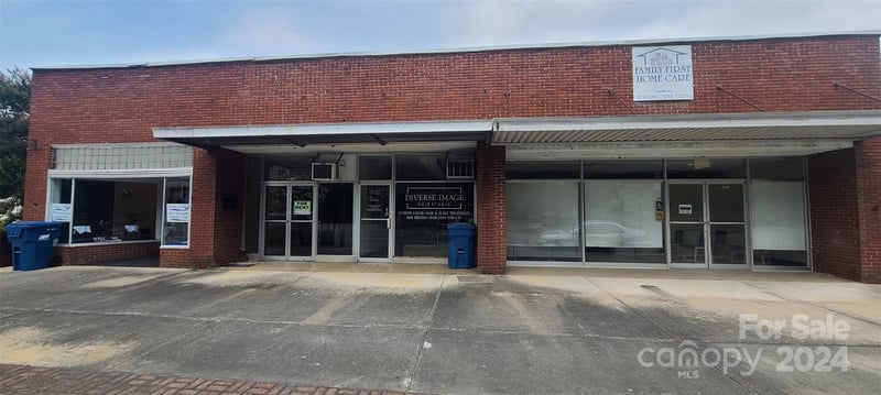 215 Main St, Troy, NC 27371