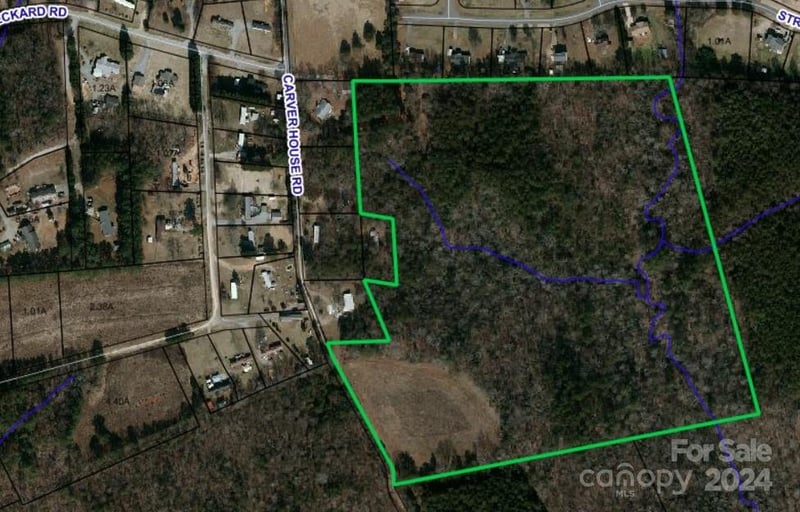 Carver House Rd, Conover, NC 28613