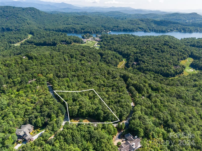 Toxaway Ct, Lake Toxaway, NC 28747
