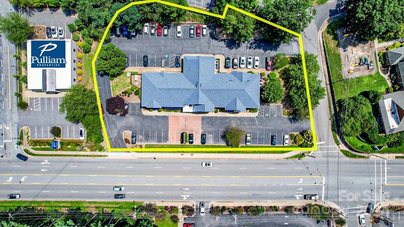 1978 Hendersonville Rd, Asheville, NC 28803