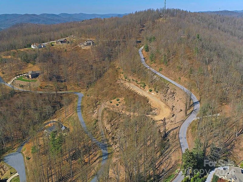 9999 Falkirk Way, Zirconia, NC 28790