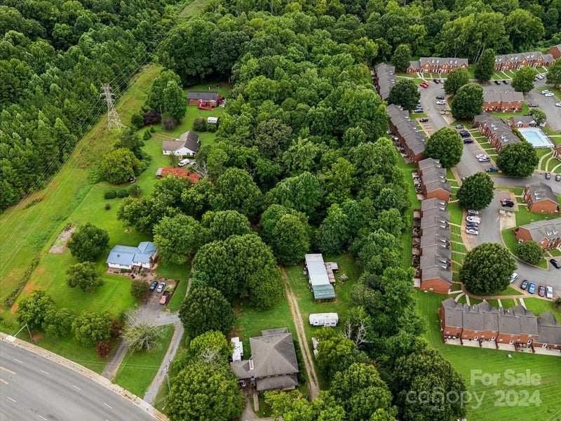 1820 Hoffman Rd, Gastonia, NC 28054