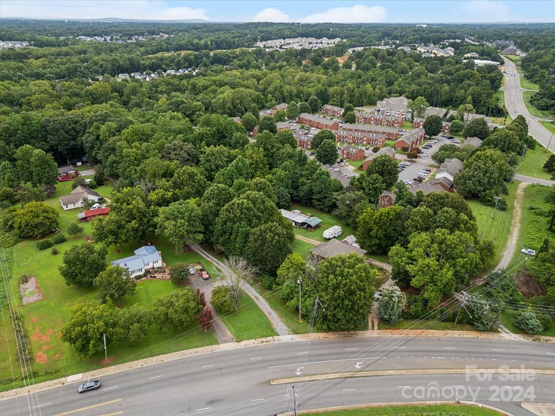 1820 Hoffman Rd, Gastonia, NC 28054