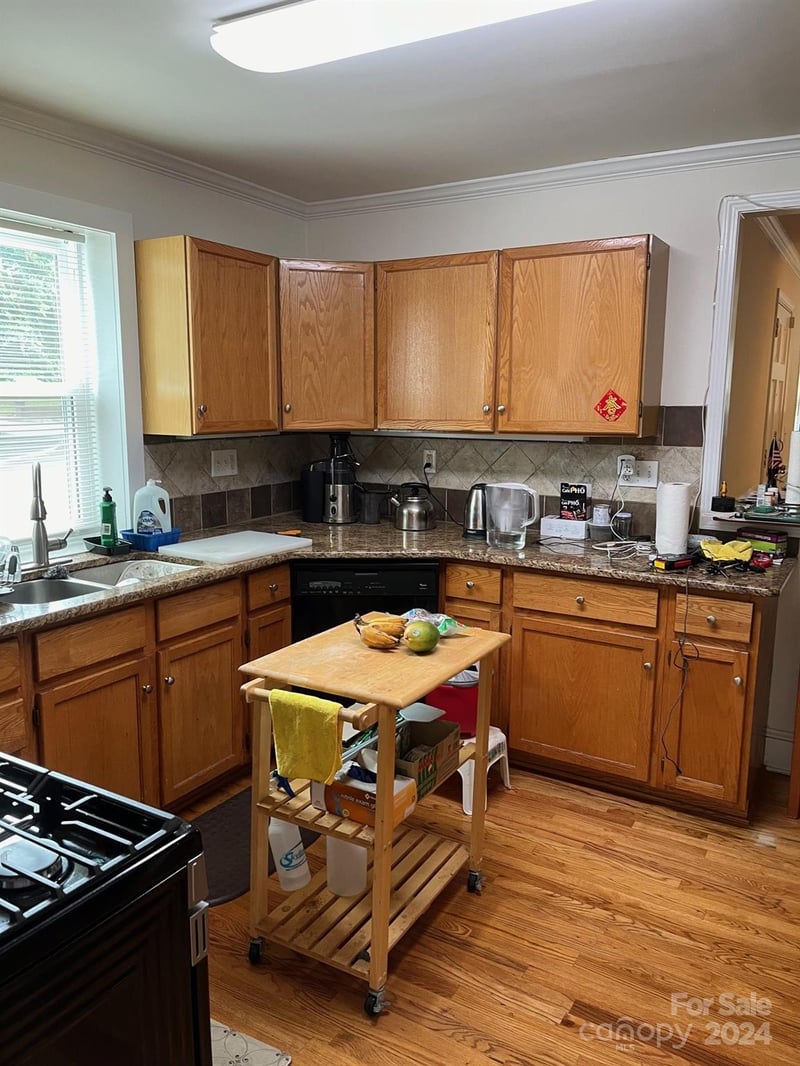 3329 Draper Ave, Charlotte, NC 28205
