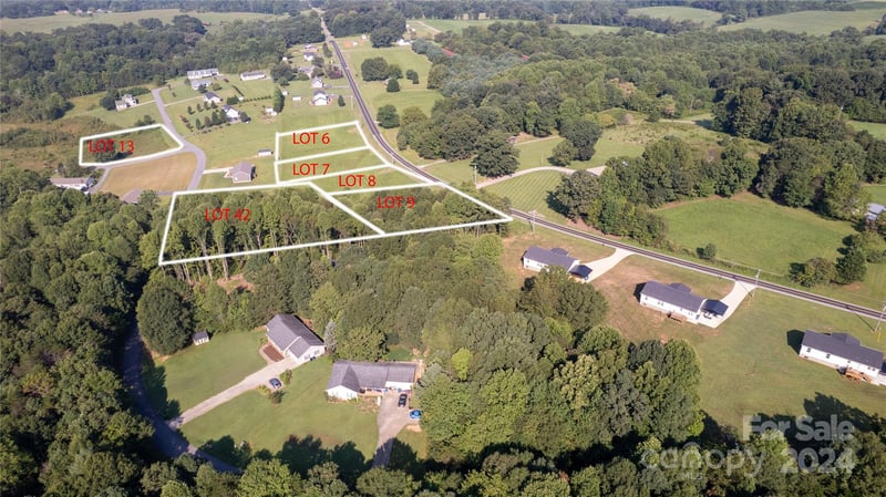 Robertson Dr #17, Taylorsville, NC 28681