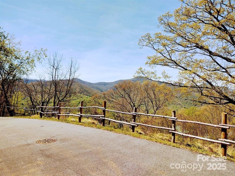 43 Rons Rg, Waynesville, NC 28785