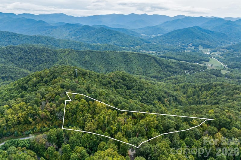 1380 Seven Glens Dr, Weaverville, NC 28787