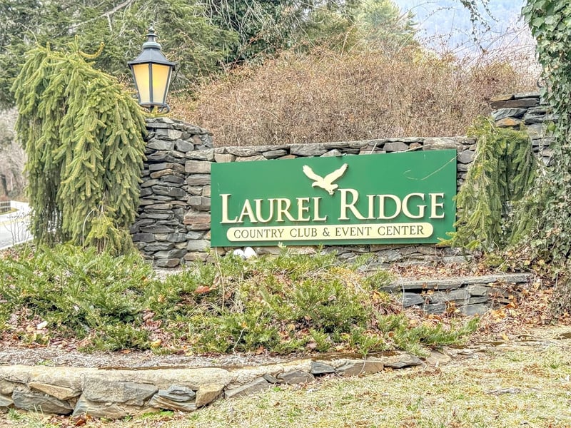 1200 Rocky Knob Rd, Waynesville, NC 28786