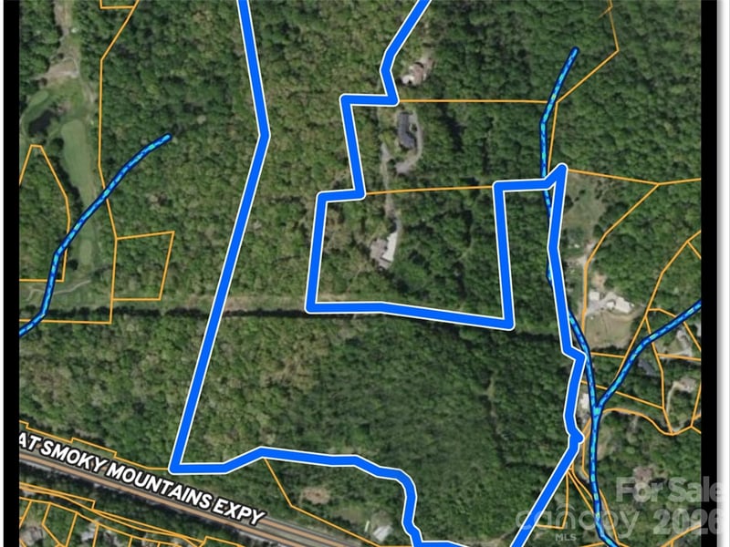 1200 Rocky Knob Rd, Waynesville, NC 28786