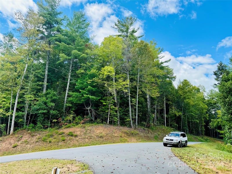 Round Mountain Pw #90, Lenoir, NC 28645