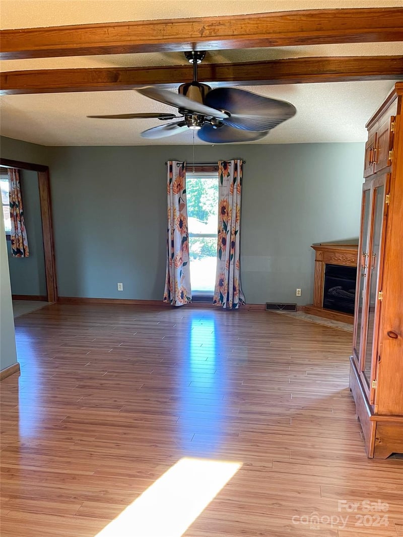 1610 Sierra Rd, York, SC 29745
