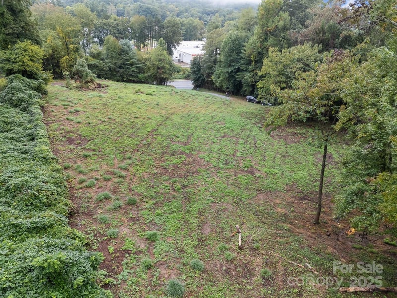 1945 Hendersonville Rd, Asheville, NC 28803