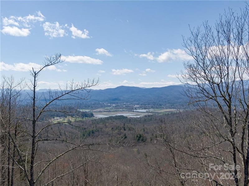 8B Reserve Rd, Pisgah Forest, NC 28768