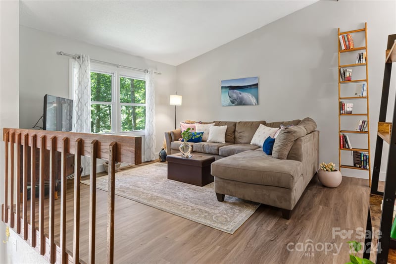 10 Muirfield Dr, Arden, NC 28704