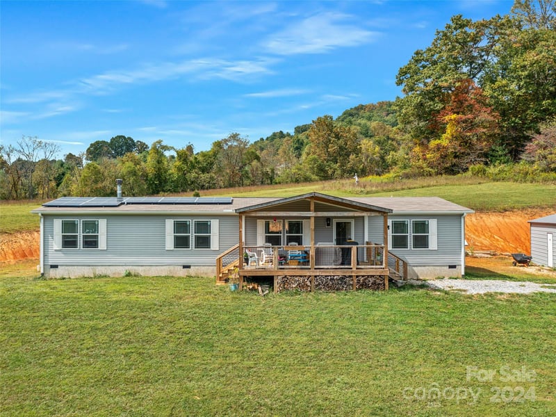 3734 Snow Creek Rd, Bakersville, NC 28705
