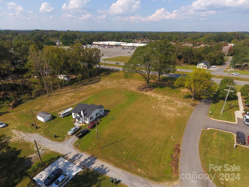 1301 Shelby Rd, Kings Mountain, NC 28086