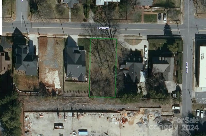 521 1st Ave, Hickory, NC 28601