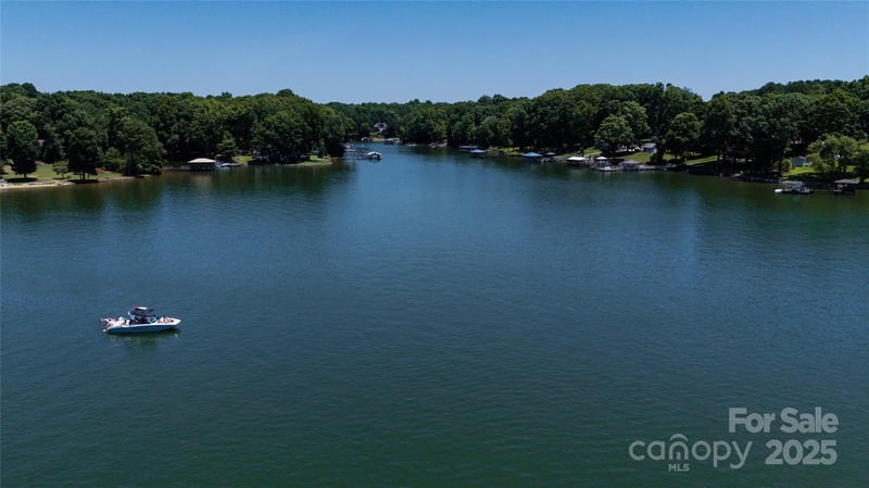 181 Asbury Cir, Mooresville, NC 28117