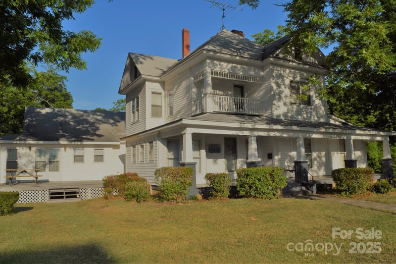 115 Pearl St, Troy, NC 27371