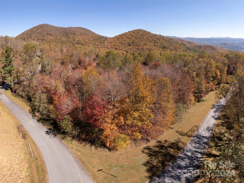 Grand Highland Dr #48, Hendersonville, NC 28792