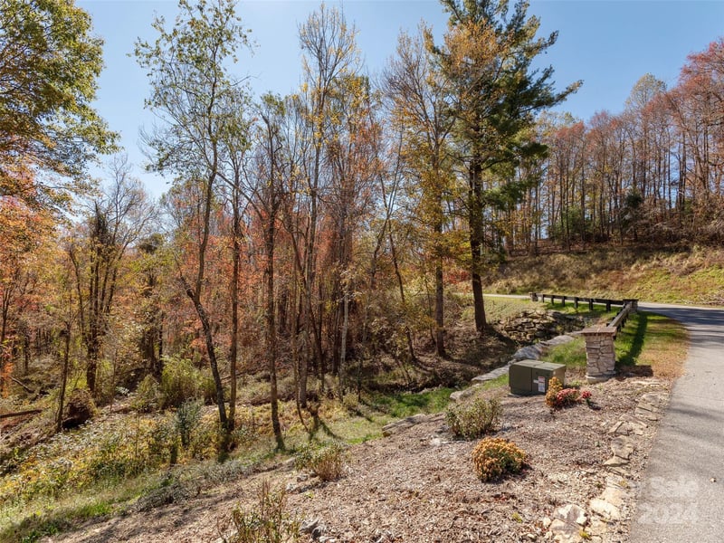 Grand Highland Dr #48, Hendersonville, NC 28792