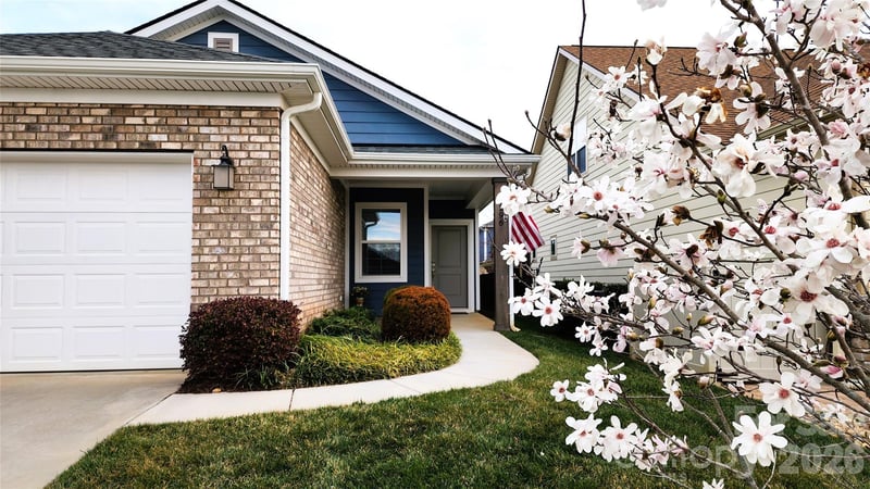 6296 Raven Rock Dr #725, Denver, NC 28037