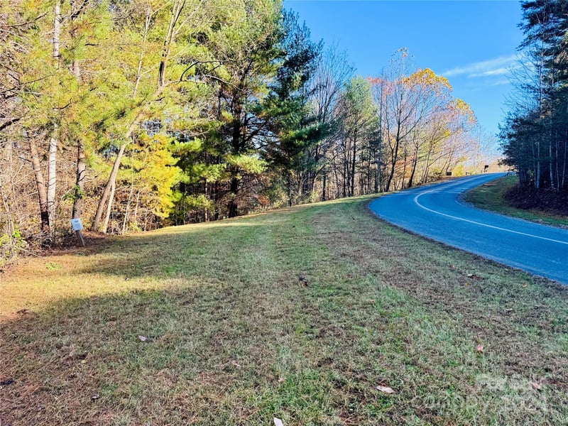 Johns Ridge Pw #136/137, Lenoir, NC 28645