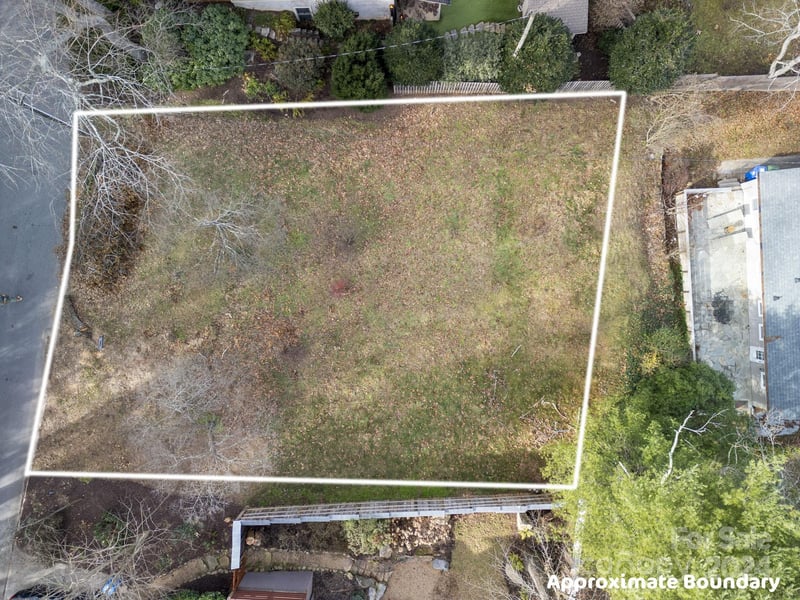 26 Hibriten Dr, Asheville, NC 28801