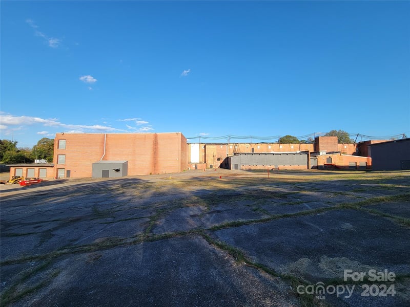 501 Mountain St, Cherryville, NC 28021