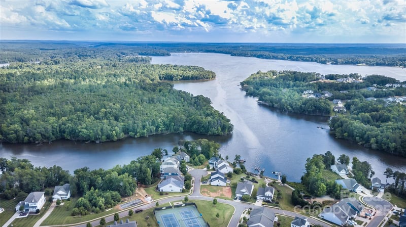 10153 Lakeshore Dr #116, Lancaster, SC 29720