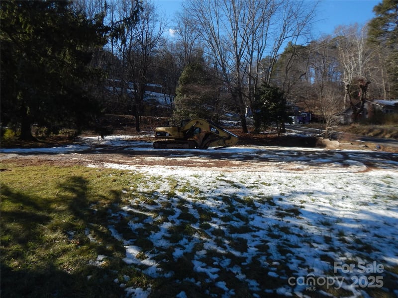9 Chaparral Dr, Sylva, NC 28779