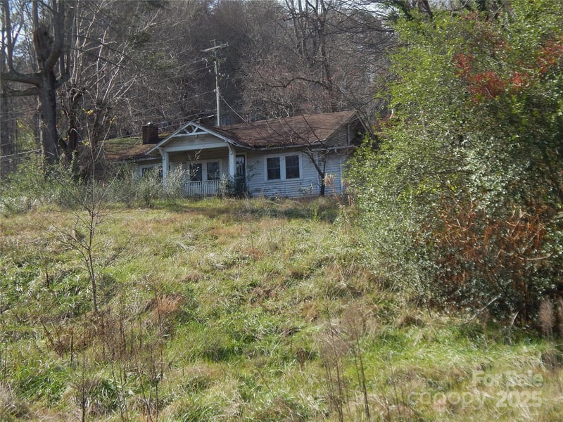 32 Chaparral Dr, Sylva, NC 28779