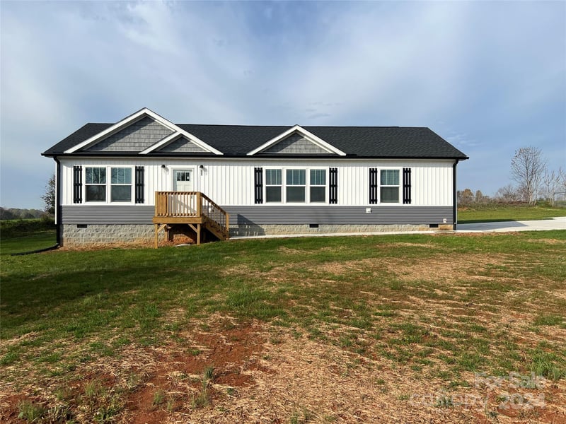 51 Rosemont Dr, Stony Point, NC 28678