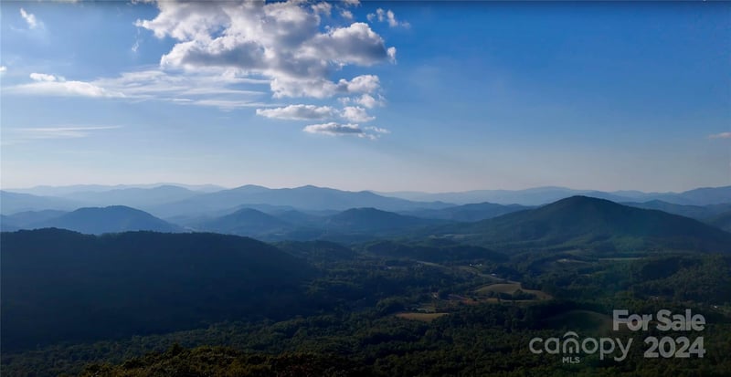 Arrowhead Ridge Rd, Spruce Pine, NC 28777