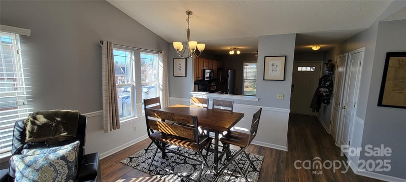 2306 Deermouse Way, Hendersonville, NC 28792