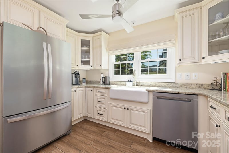 5431 Park Rd, Charlotte, NC 28209