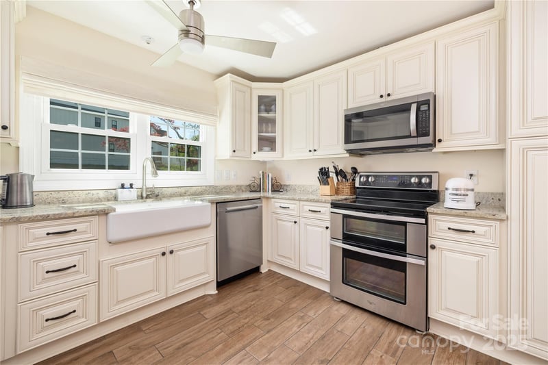 5431 Park Rd, Charlotte, NC 28209