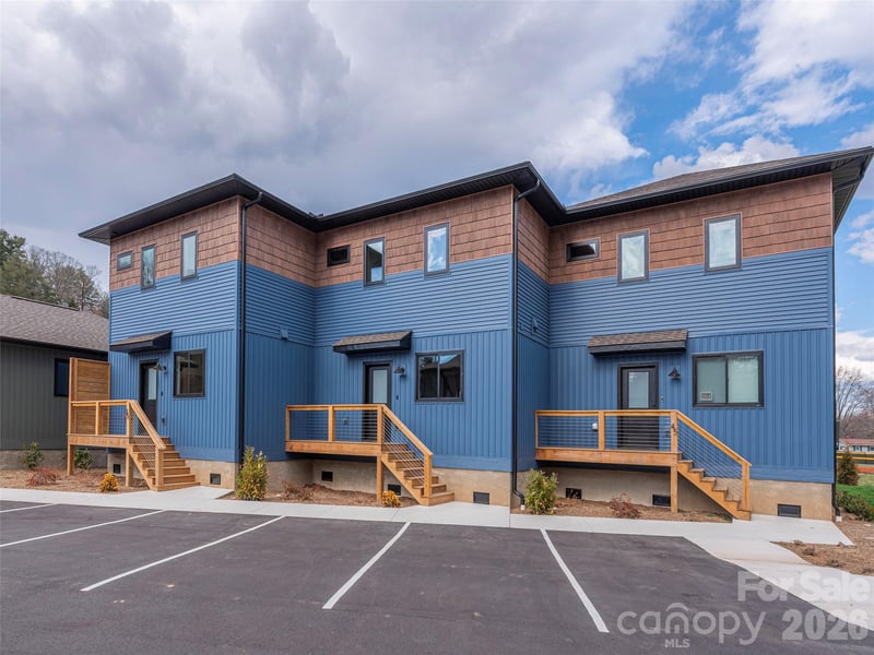 41 Leap Frog Pk, Waynesville, NC 28786