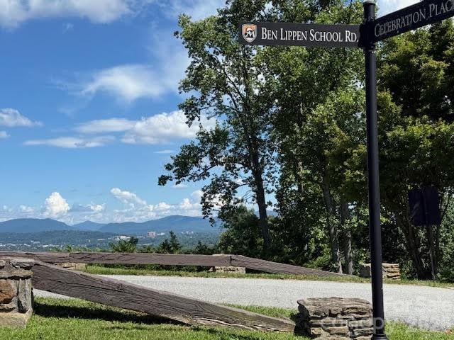 49 Ben Lippen School Rd #2/PH1A, Asheville, NC 28806