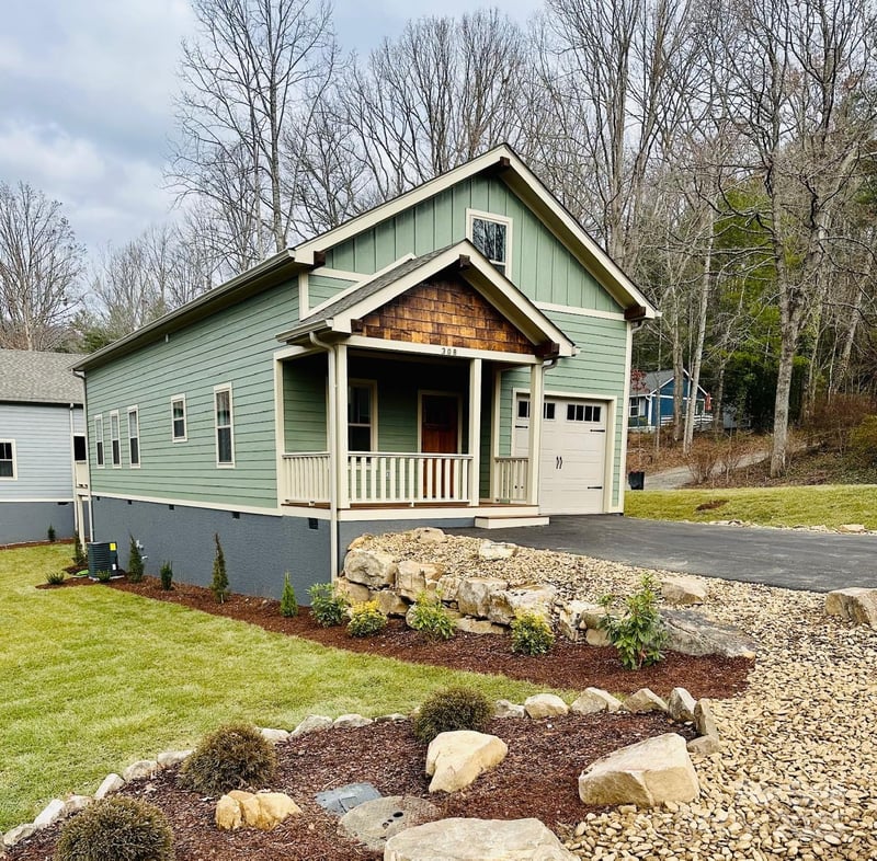 308 Ninth St, Black Mountain, NC 28711