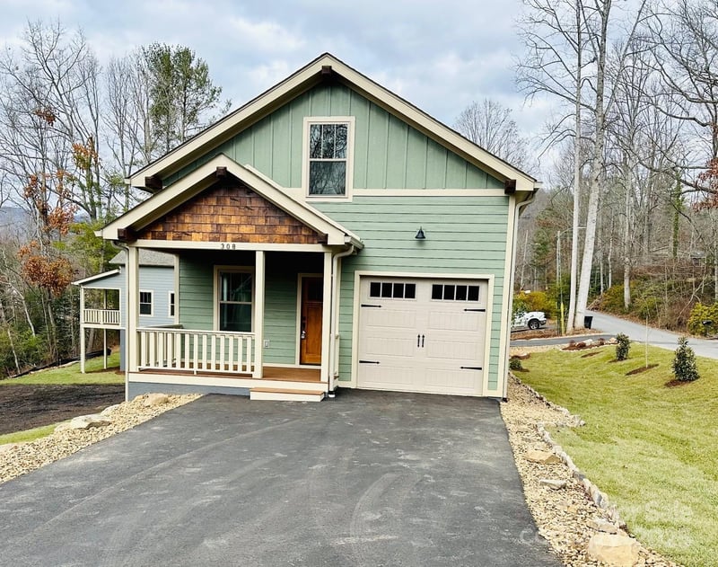 308 Ninth St, Black Mountain, NC 28711